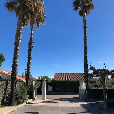 Hébergement de vacances Mazet Avec Piscine Collective Le Lavandou